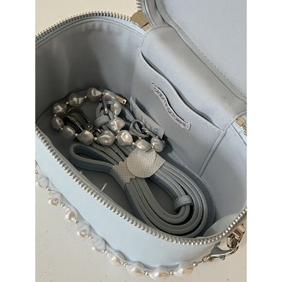 NWOT Bloomingdale's Blue Faux Leather Crossbody Bag Vanity Case Charm Flawed Gem - Picture 10 of 16